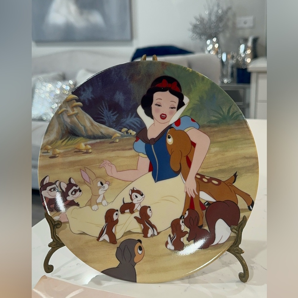 WITH A SMILE AND A SONG collector plate SNOW WHITE AND SEVEN DWARFS